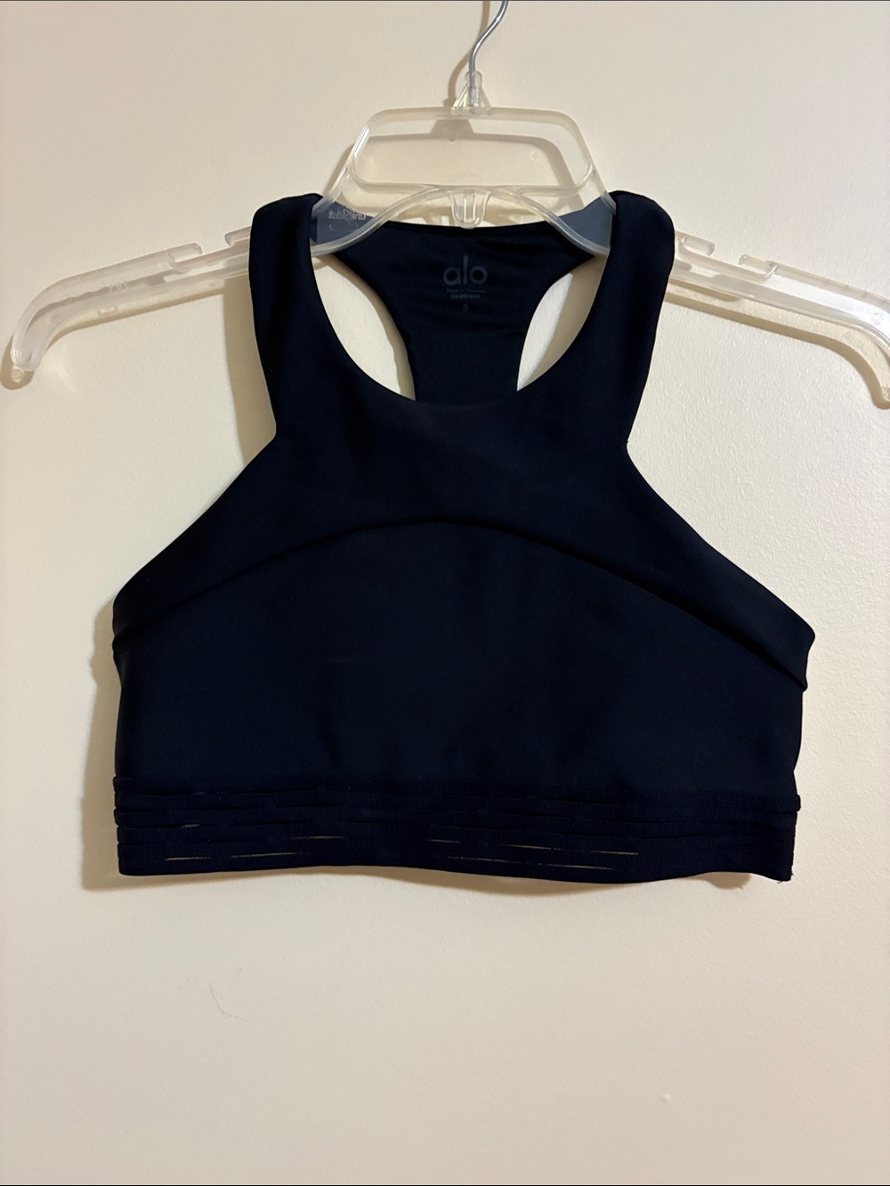 ALO Yoga High Neck Racerback Sports Bra - Black